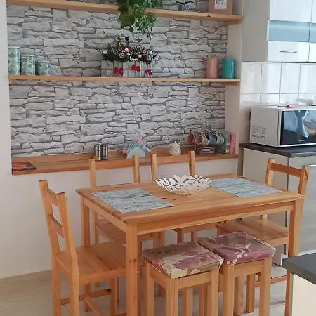 アパート Karina *